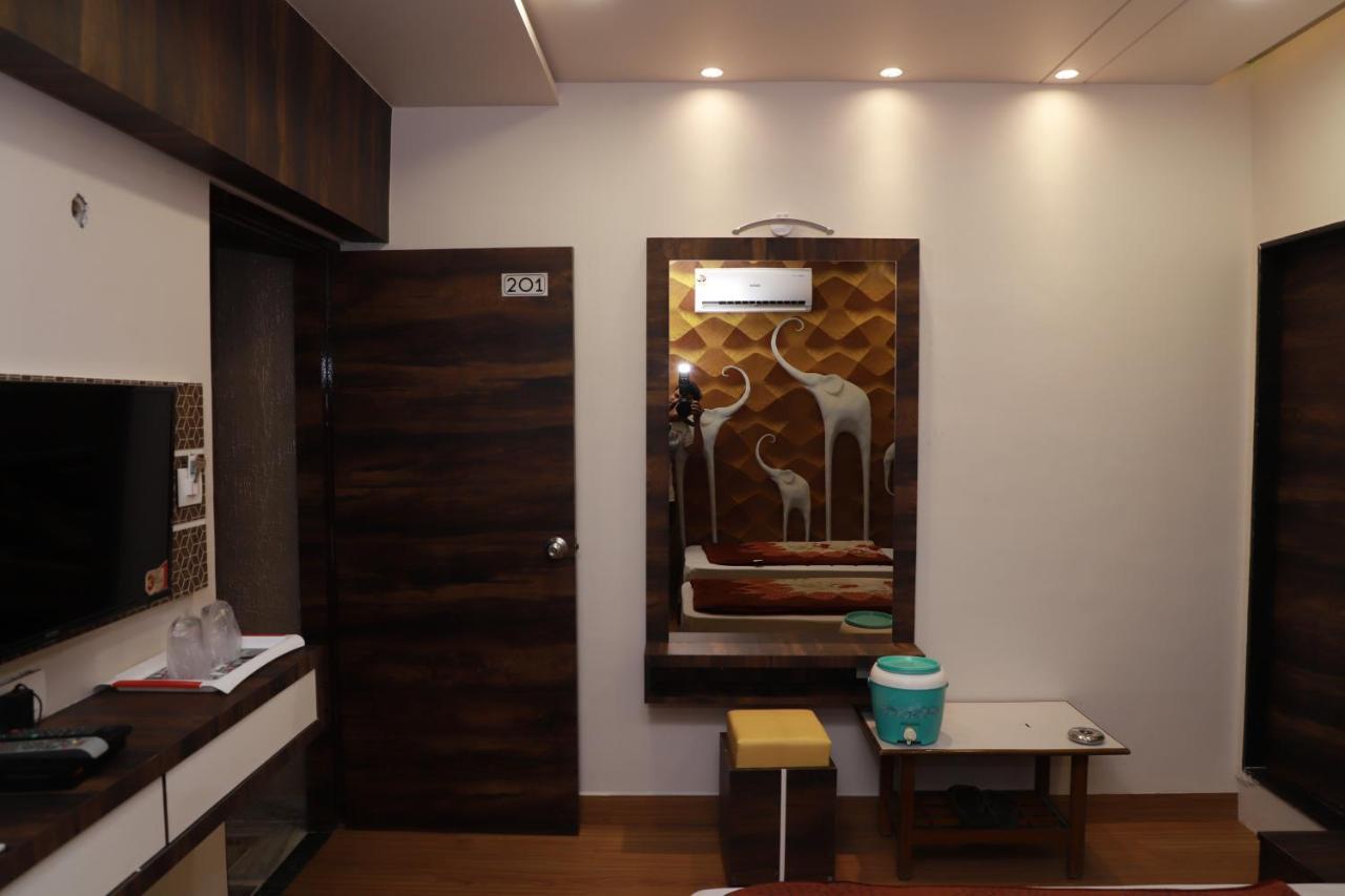 Hotel Darshan Amreli Exterior foto