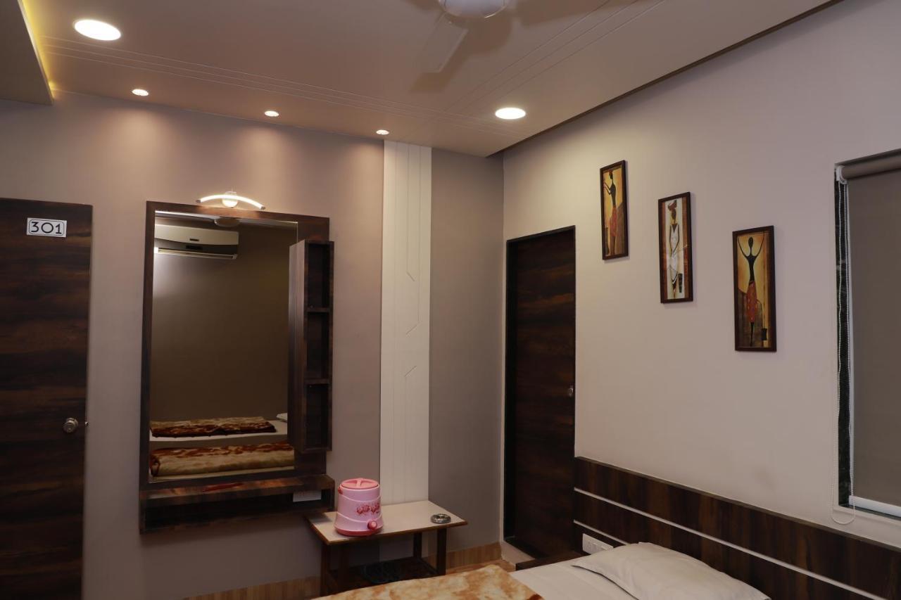 Hotel Darshan Amreli Exterior foto